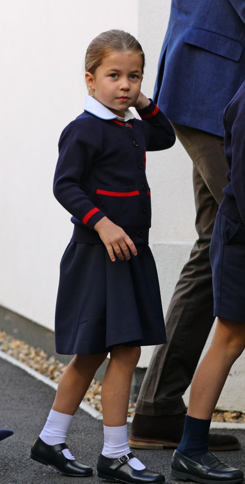 Il primo giorno di scuola di Charlotte che i compagni di classe già chiamano Princess Warrior 5