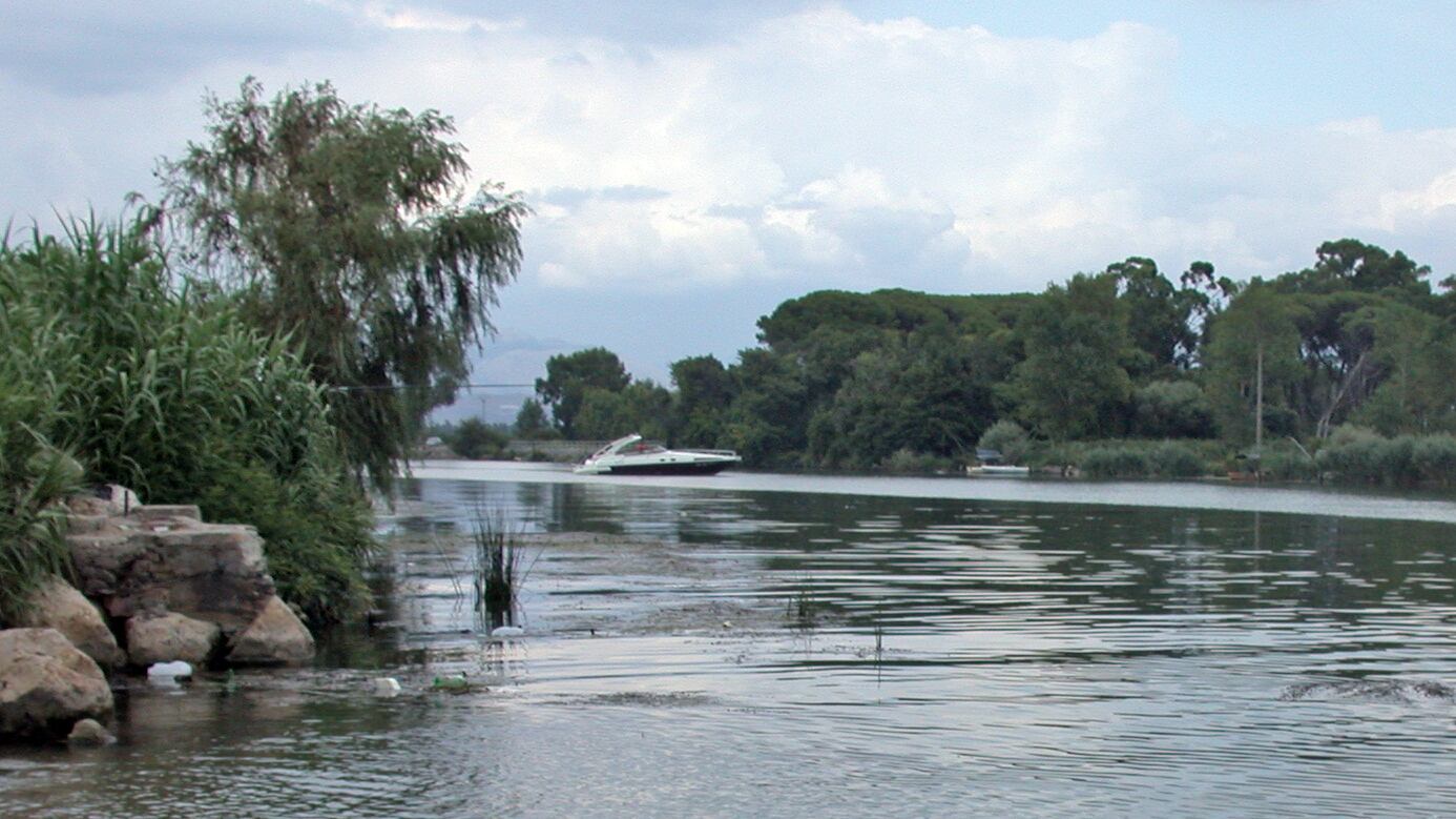 Caserta, cadavere nel fiume Garigliano: si tratta di una romena con precedenti penali