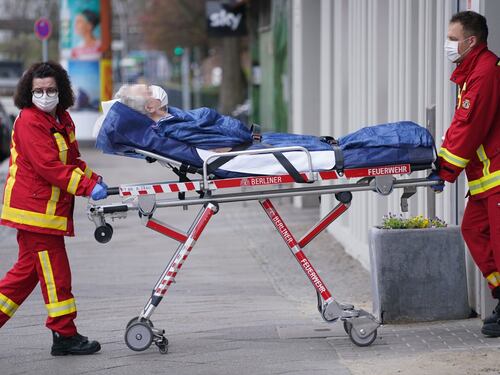 Germania, brutto risveglio. Risale il tasso dei contagi