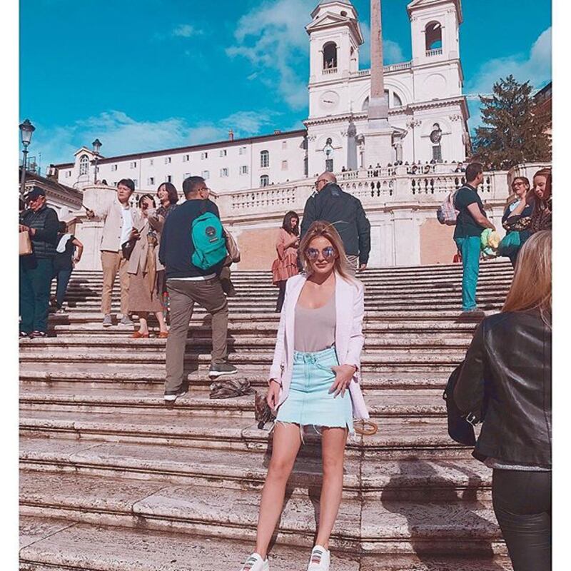 Chloe Sanderson pazza del suo Santon: le foto della bella ragazza inglese 5
