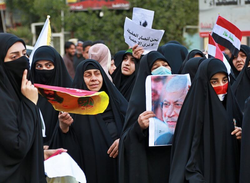 La bara del generale Soleimani arriva a Karbala 5