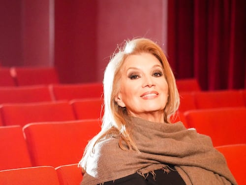 Iva Zanicchi: "Sono più brava a scrivere che a ballare. Ho chiesto scusa a Selvaggia"