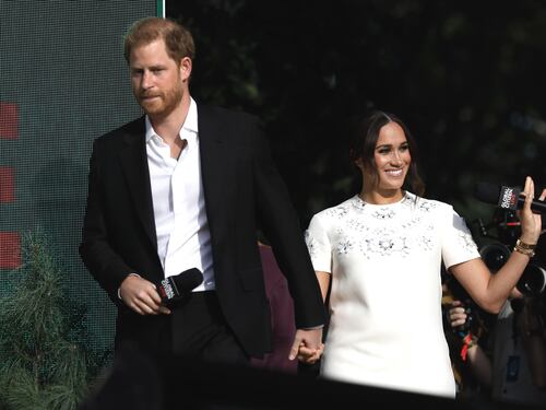 L'incontro segreto tra Harry, Meghan e la Regina