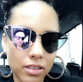 Miley Cyrus e Alicia Keys, sexy senza trucco 10