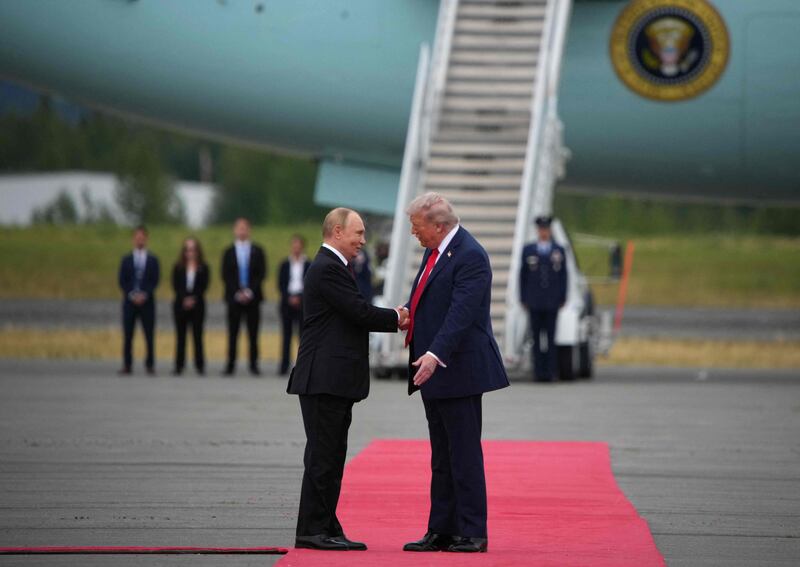 L'incontro tra Trump e Putin: le immagini del vertice 5