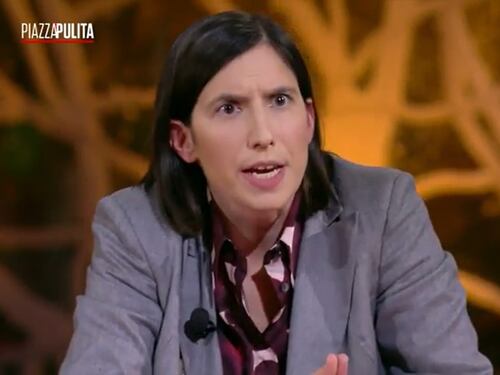 "Ha lasciato macerie...". Ora la Schlein si scaglia contro Renzi