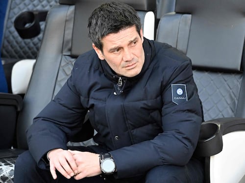 Milan, Iraola si allontana. Grosso verso Firenze. Pronto il rinnovo di Chivu