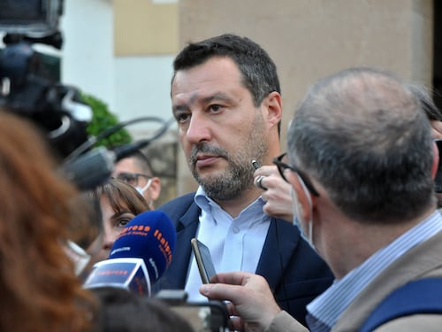 Flat tax coi soldi del reddito. Salvini all'attacco dei 5s
