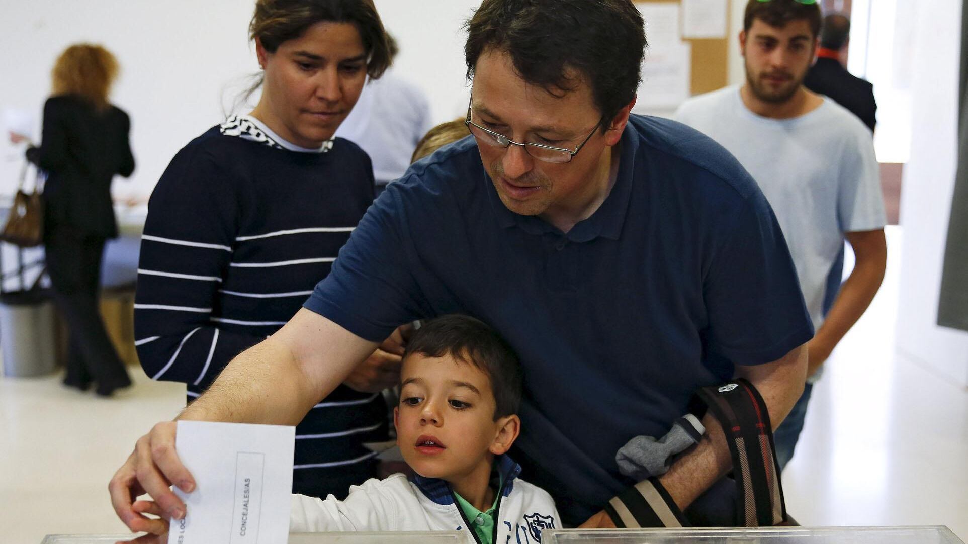 Popolari primi, Podemos sfonda: Barcellona all'estrema sinistra