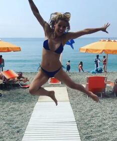 Michelle Hunziker: bikini perfetto a Varigotti 3