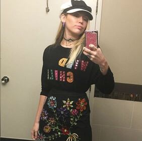 Miley Cyrus abbandona le trasgressioni ai Grammy 2018 13