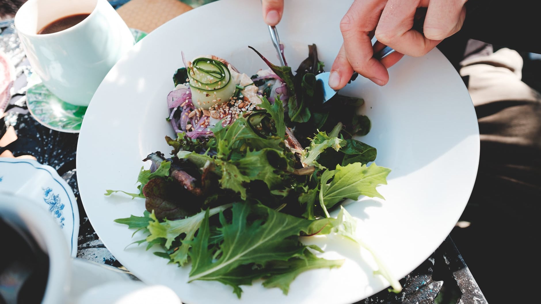 Come dimagrire con la dieta dell’insalata