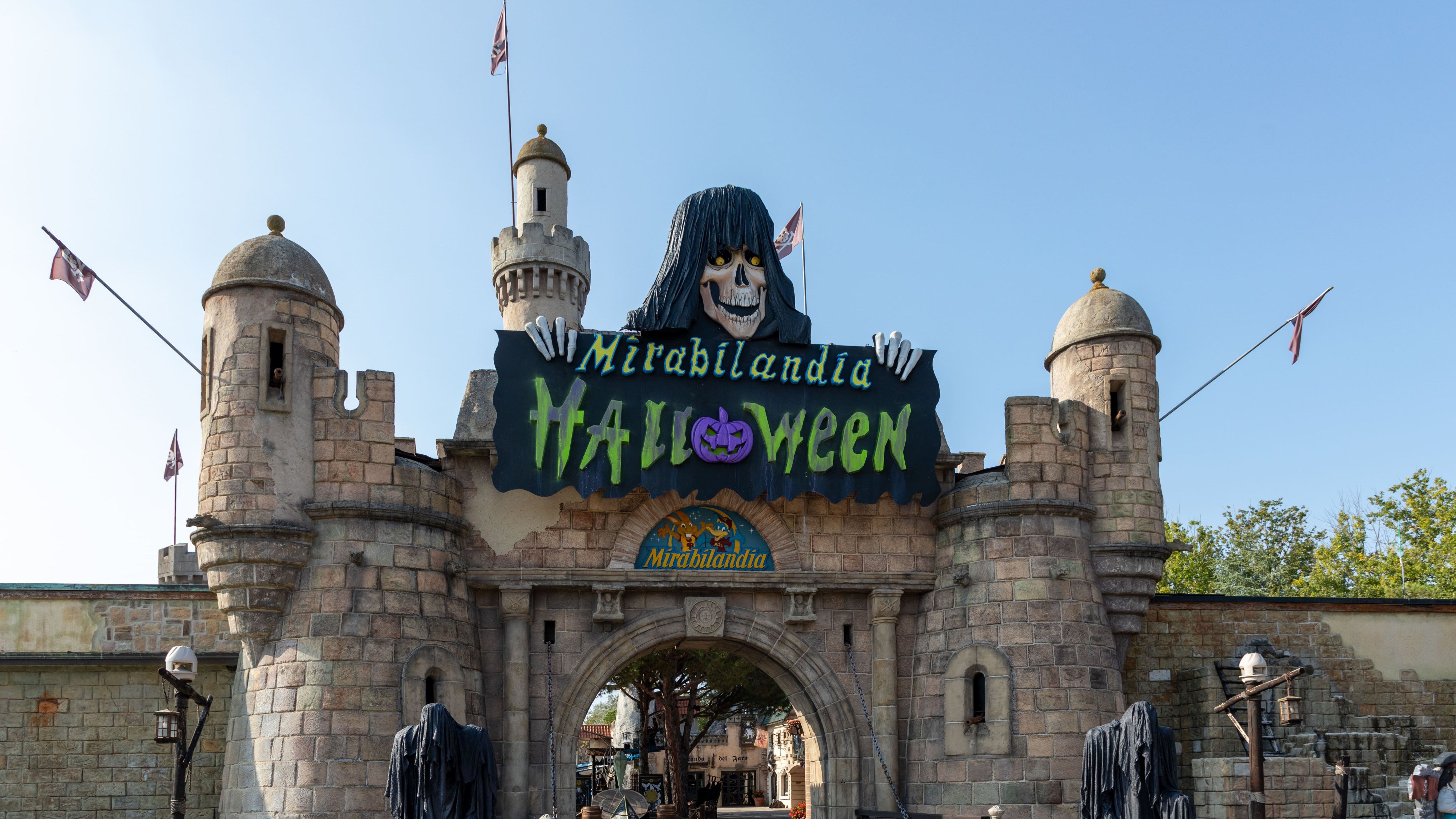 Mirabilandia affila i denti per Halloween tra "horror zone", delitti e zombie