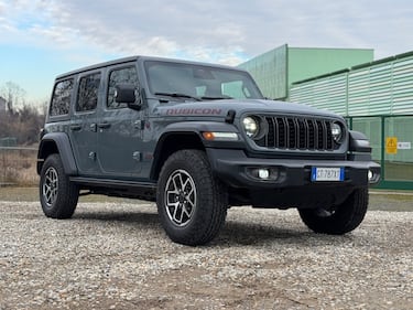 Jeep Wrangler Rubicon 2025: la gallery del 2.0 turbo benzina 2