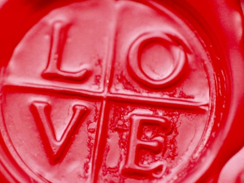 Al liceo Severi i bigliettini per "l'Amore da corridoio"