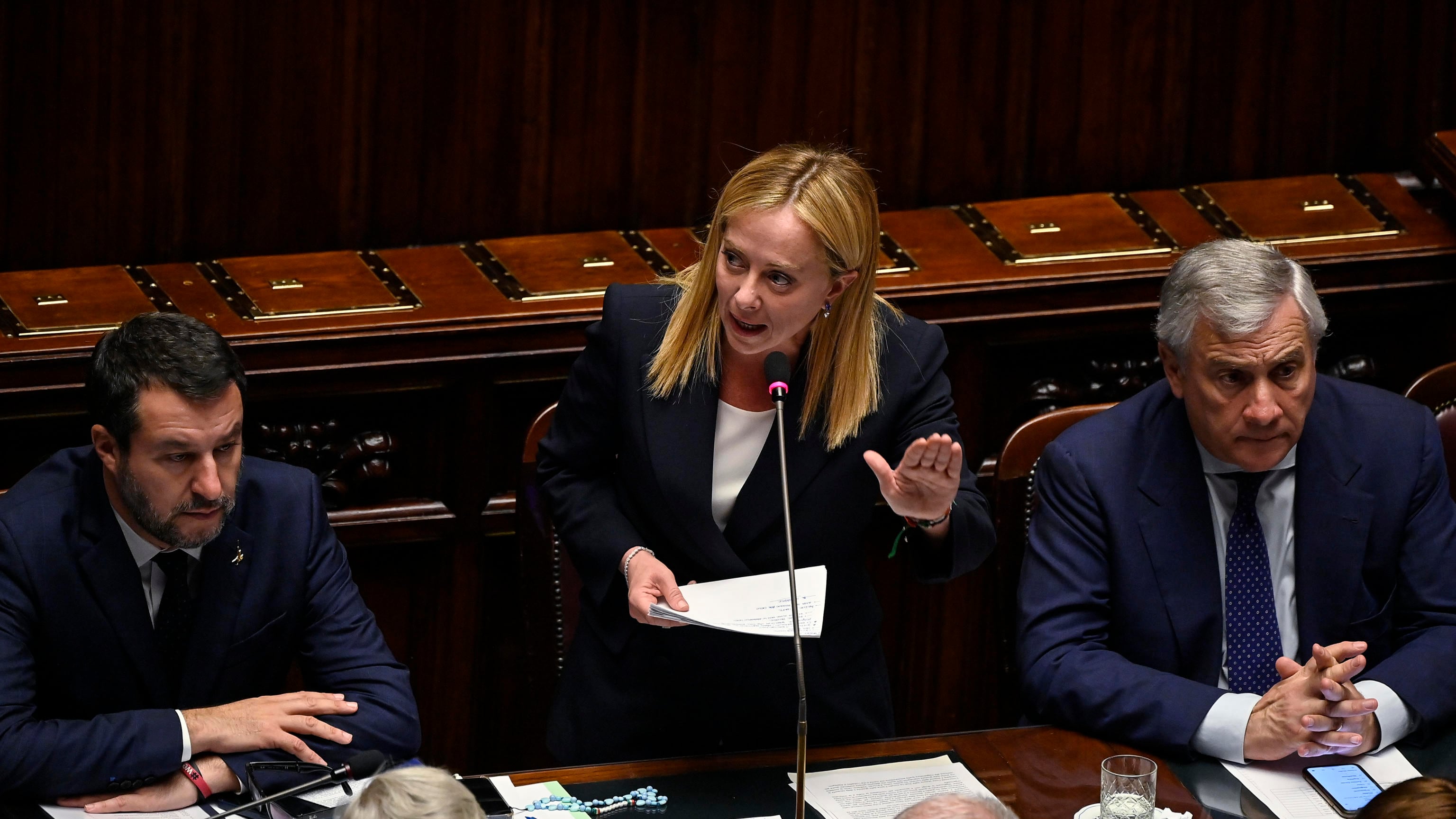 Il governo che non può cadere