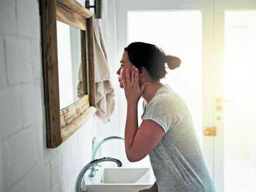 Troppa pressione social, alle over 50 non piace il proprio corpo