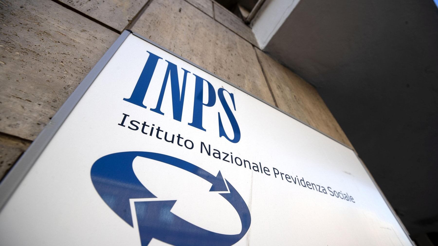 Pensioni, via al pagamento degli assegni. Ecco come funziona la rivalutazione