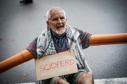 Mezza Italia bloccata dallo sciopero pro-Pal 1