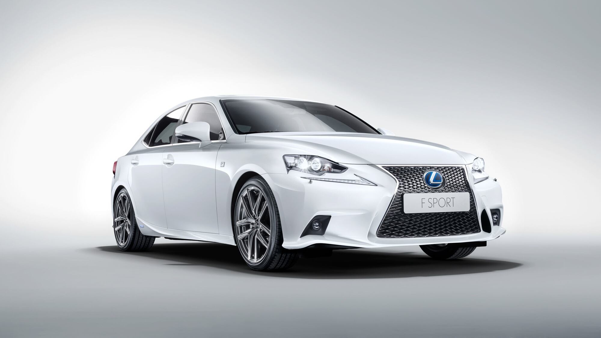 Presentata a Detroit la Lexus IS Hybrid