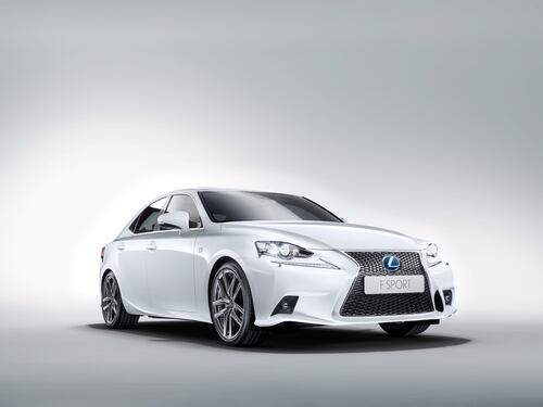Presentata a Detroit la Lexus IS Hybrid