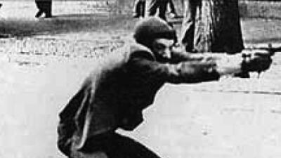 La sinistra e il miraggio del '77 che portò agli anni di piombo