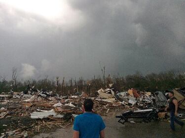 Usa, la furia del tornado devasta gli Stati centrali 1