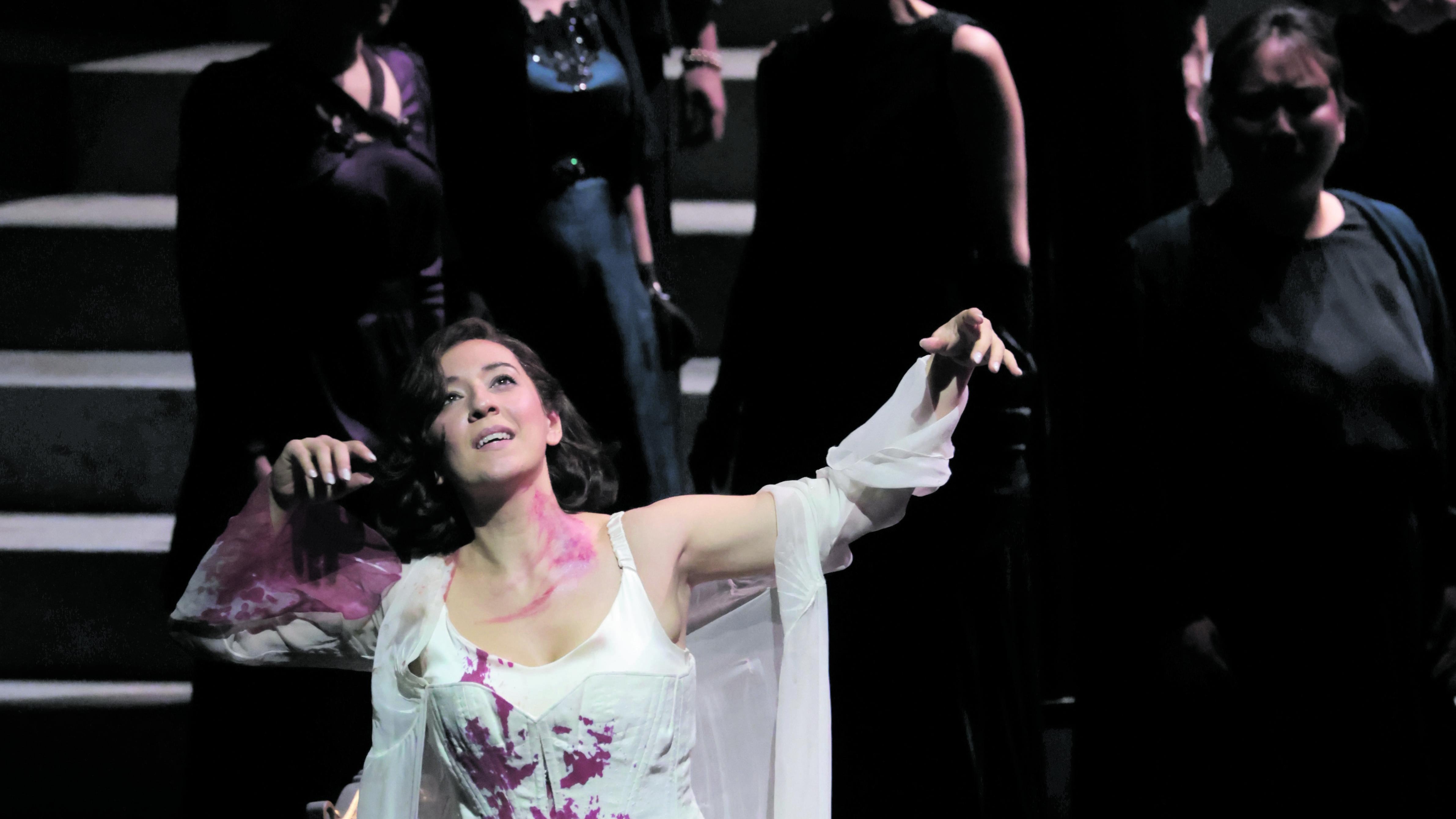 "La mia Lucia di Lammermoor sopraffatta da dolore e follia"