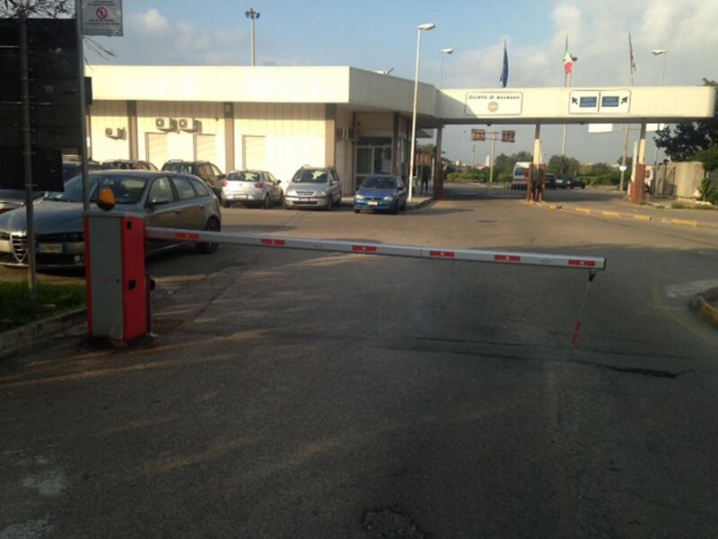 Sparatoria al Vito Fazzi di Lecce 6