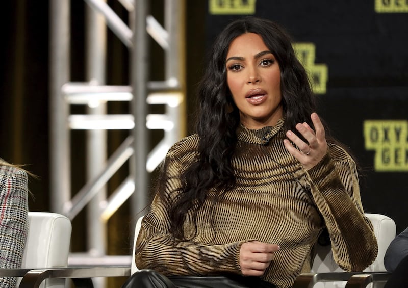 Kim Kardashian, i look sexy in foto 6