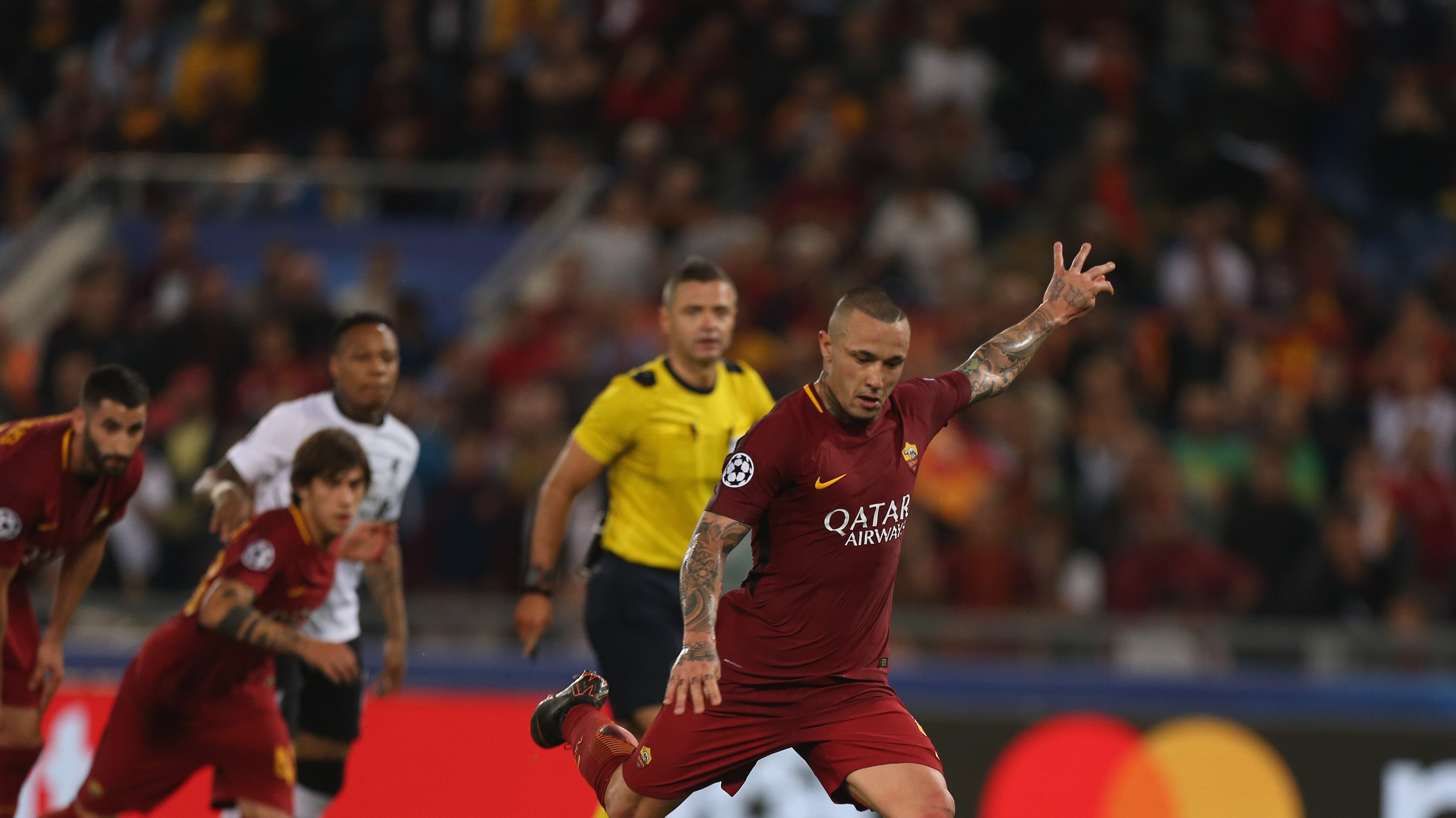 Nainggolan: "I gay nel calcio? Ci sono ma non lo dicono per vergogna"