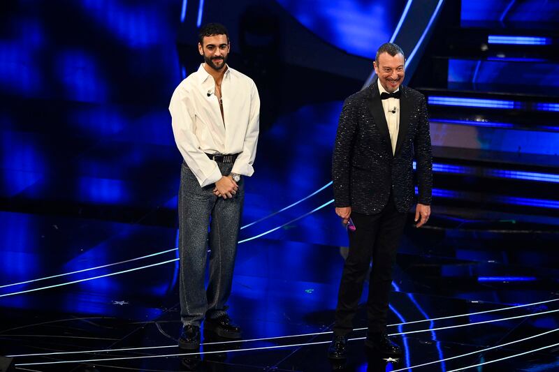 Sanremo 2024: ecco il look della prima serata del Festival del conduttore e co-conduttore 13