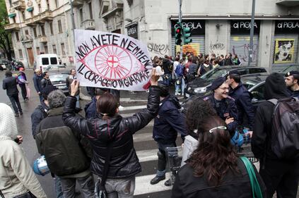 I ricercatori in piazza contro gli animalisti 4