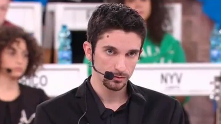 Amici, Skioffi eliminato: "Dentro la scuola ci scannavamo a vicenda"