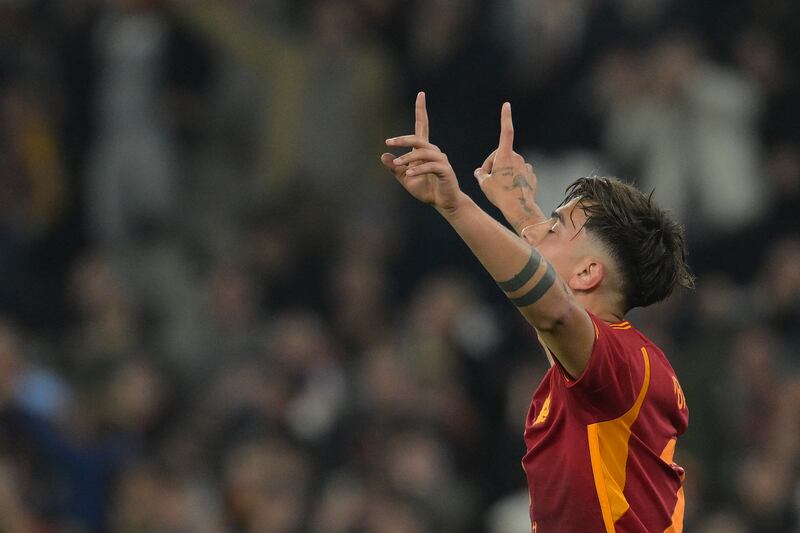Dybala, prima tripletta per una Roma da Champions