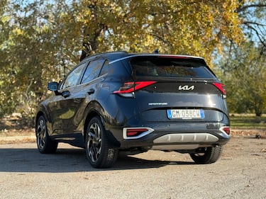 Kia Sportage PHEV: guarda la gallery del suv ibrido plug-in 14