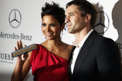 Halle Berry, sexy e talentuosa 27