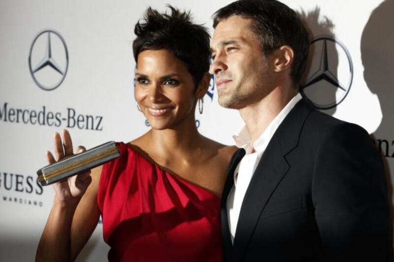 Halle Berry, sexy e talentuosa 27