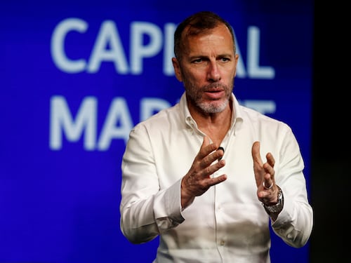 Sparkle, Mef e Asterion offrono 700 milioni a Tim