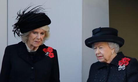 La Regina Elisabetta II, Camilla Parker Bowles e Kate Middleton al Remembrance Day: foto 4