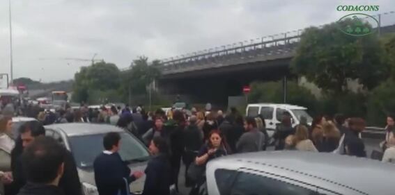 Disagi alla metro A di Roma 5