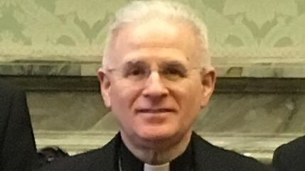 "Autolesionismo ideologico. Mortificare la religione può portare a distruggerci"