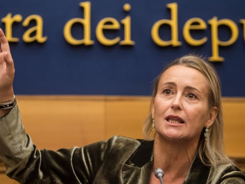 “Il modello Sánchez è un fallimento: le porte aperte care solo a sinistra”