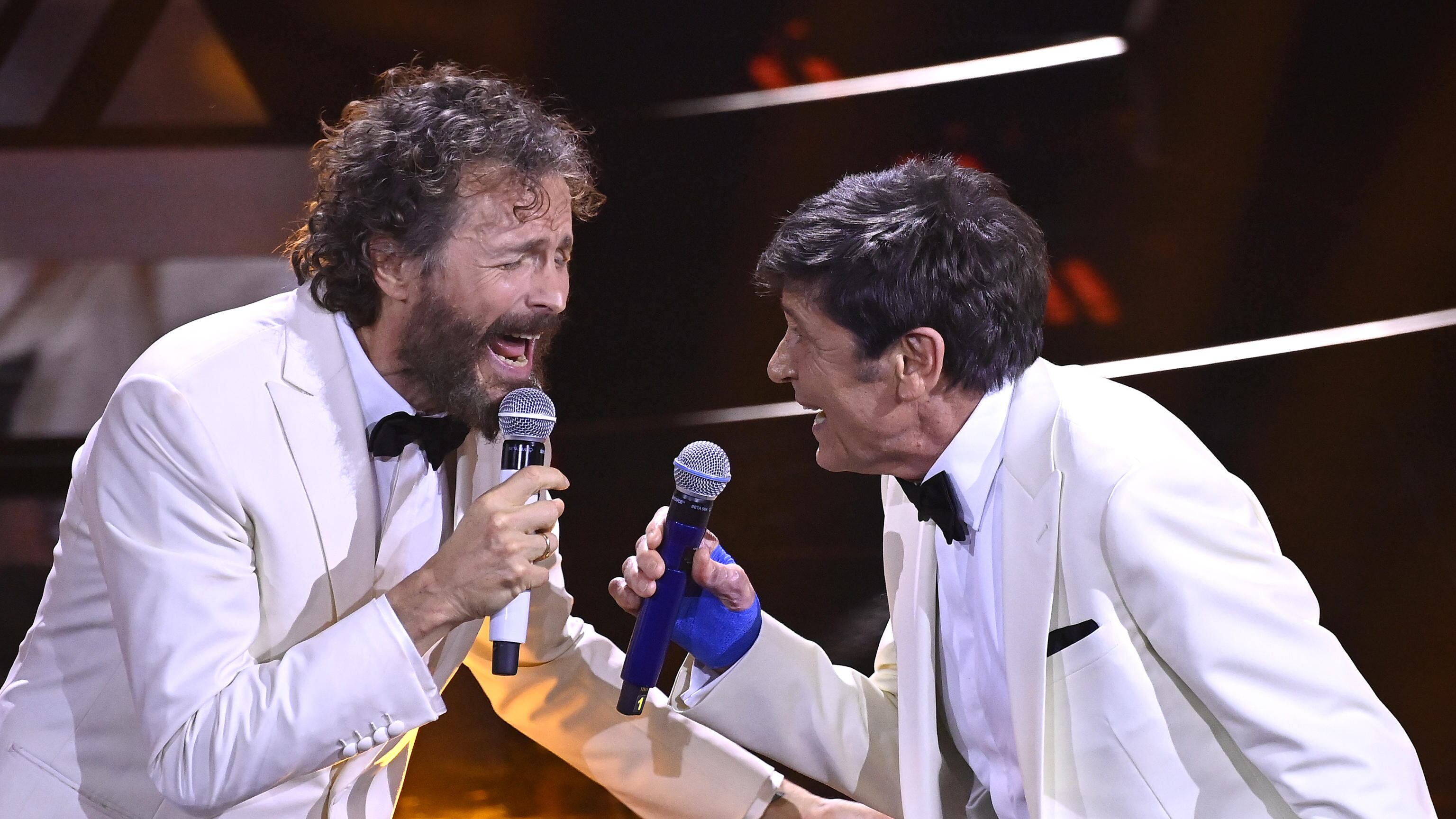 E il "caso" Jovanotti scalda gli animi