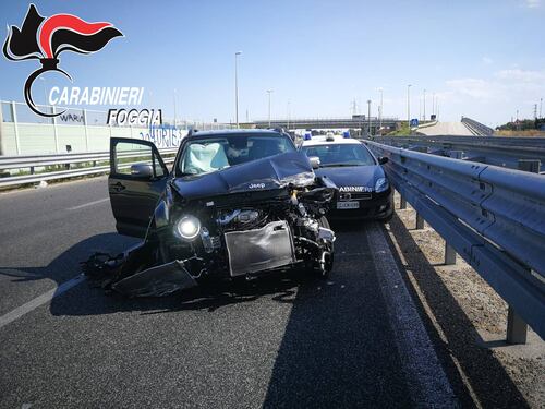 Foggia, arrestato dopo l'inseguimento un rumeno con un'auto rubata