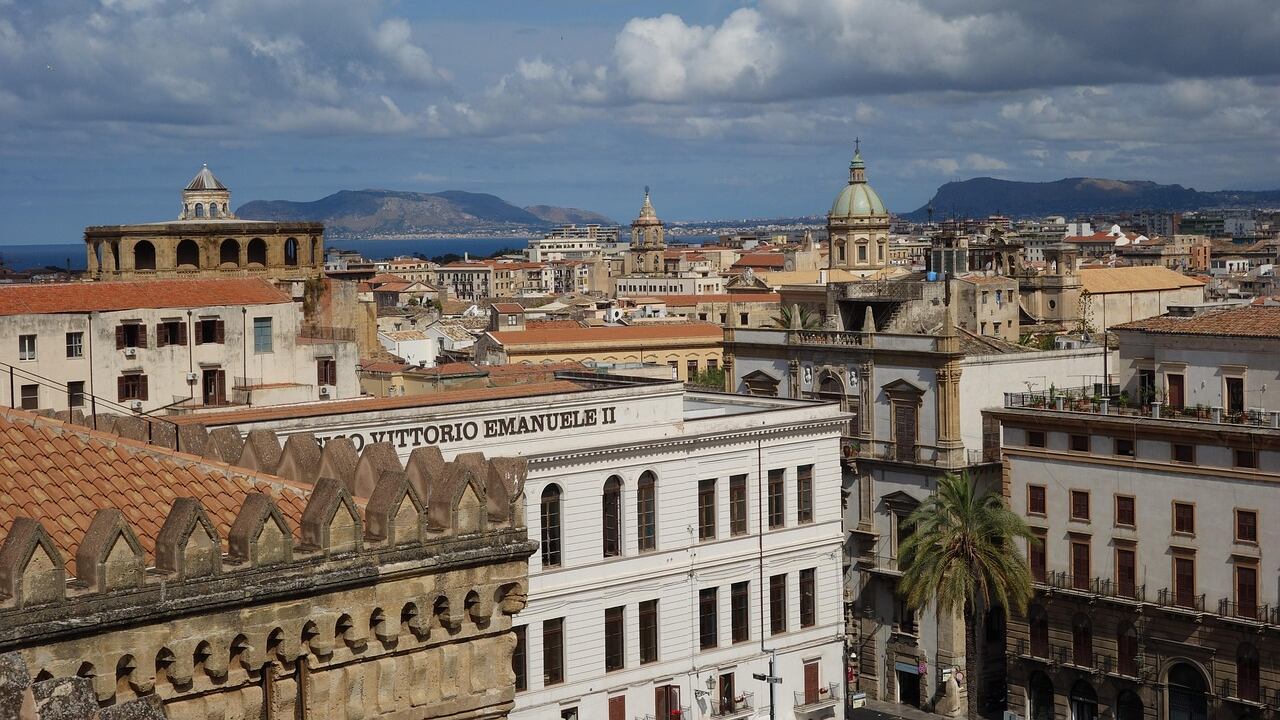 Tentate violenze e truffe: a Palermo si alza l'allerta sicurezza per i turisti