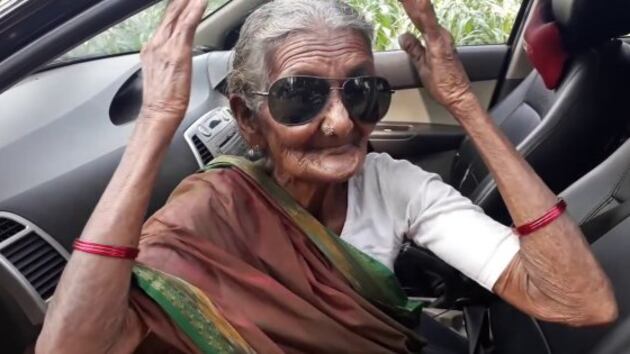 La Youtuber indiana di 106 anni "star" dei fornelli e del villaggio