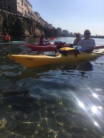 Taranto, canoisti all’opera ripuliscono il mare dalla plastica  9