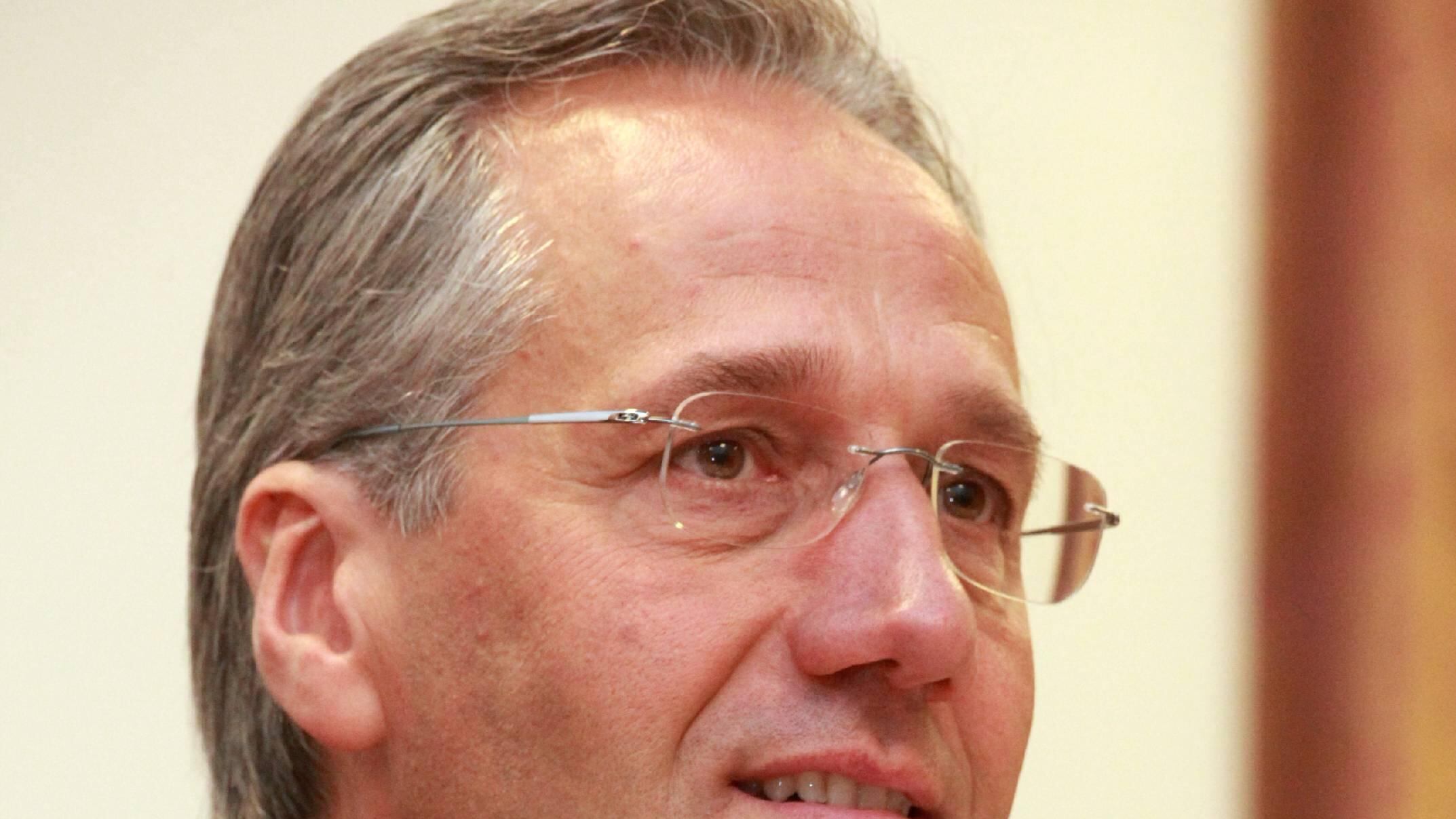 Monti a Milano per dare una mano ad Albertini E fa un dispetto a Formigoni: «Non l'ho voluto»