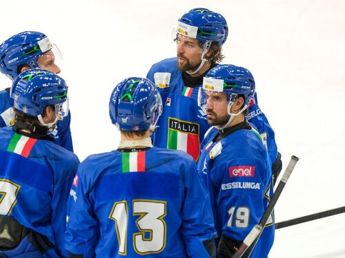 Hochey su ghiaccio maschile: la Svizzera sconfigge l’Italia, azzurri eliminati